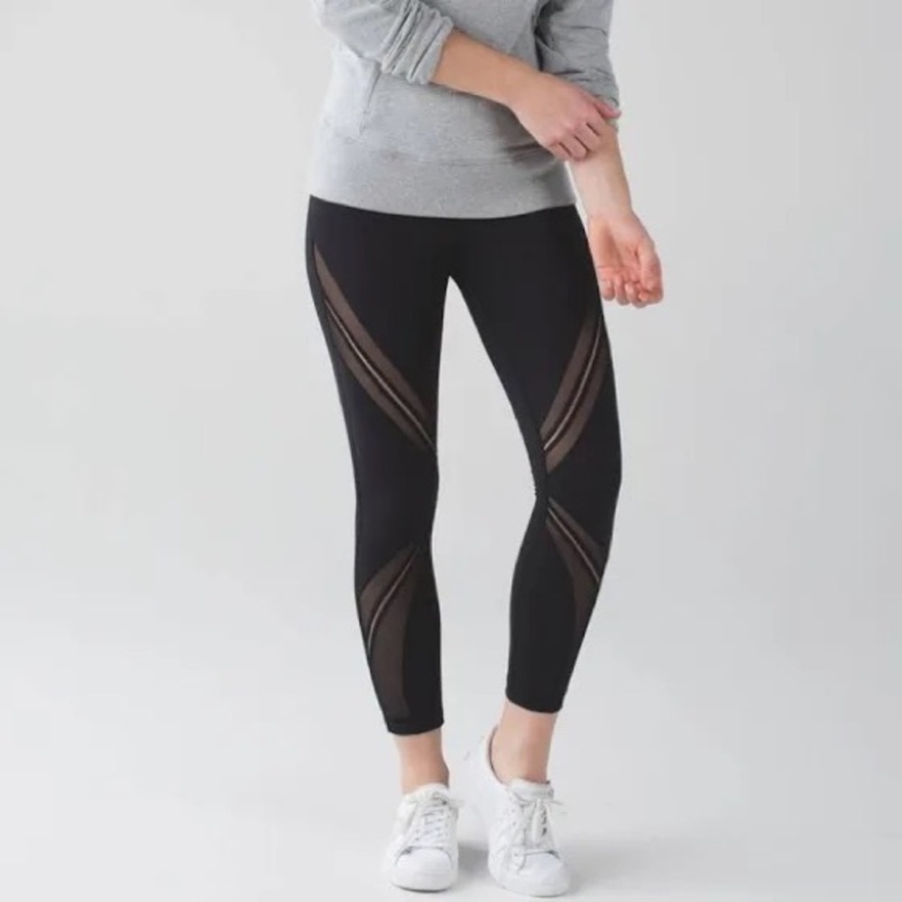 lululemon athletica High Times pant (metta) size 6